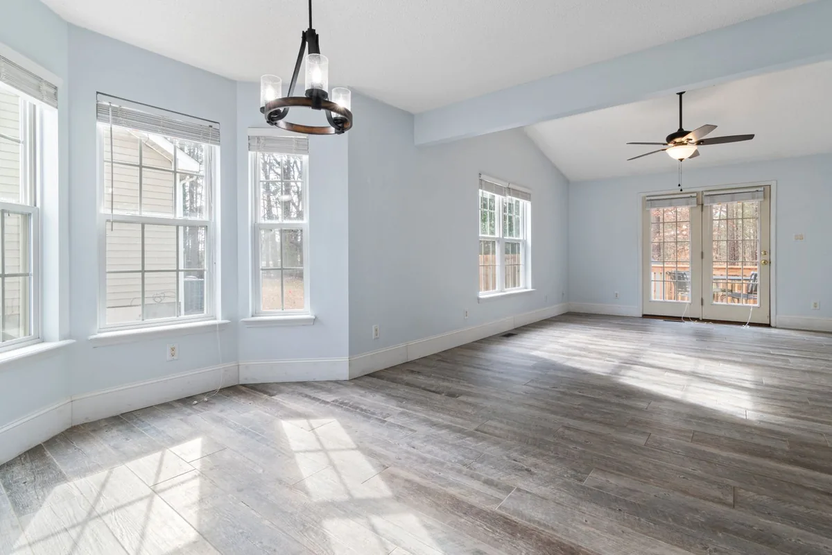Clean, safe room after biohazard cleanup in Rossmoor, NJ